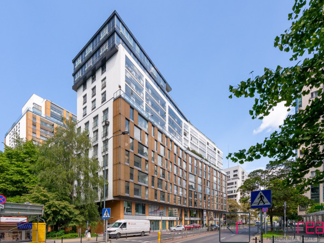 Lokal usługowy 451,9m2 | Grzybowska - Centrum
