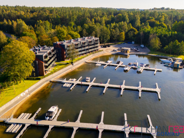 Apartament/Mazury/w pierwszej  linii brzegowej